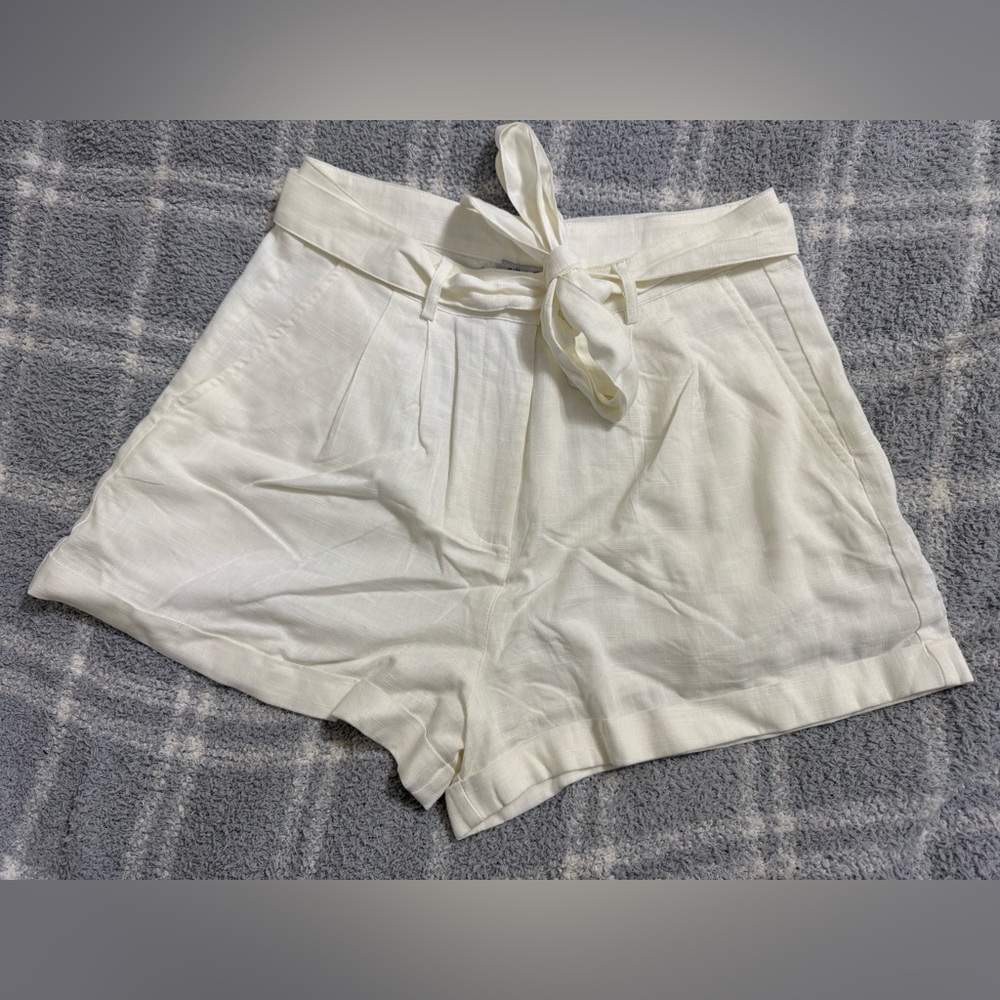 Women's Cream Tie-Waist Shorts